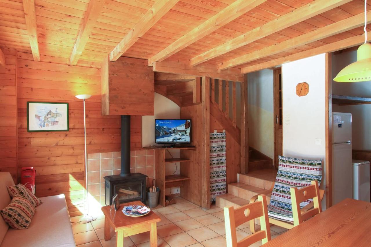 Le Gouroun Hameau Des Chazals Nevache Hautes Alpes Екстер'єр фото